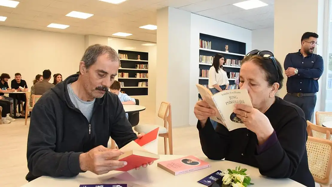 Torbalı'da ilk Kitap Kafe açıldı