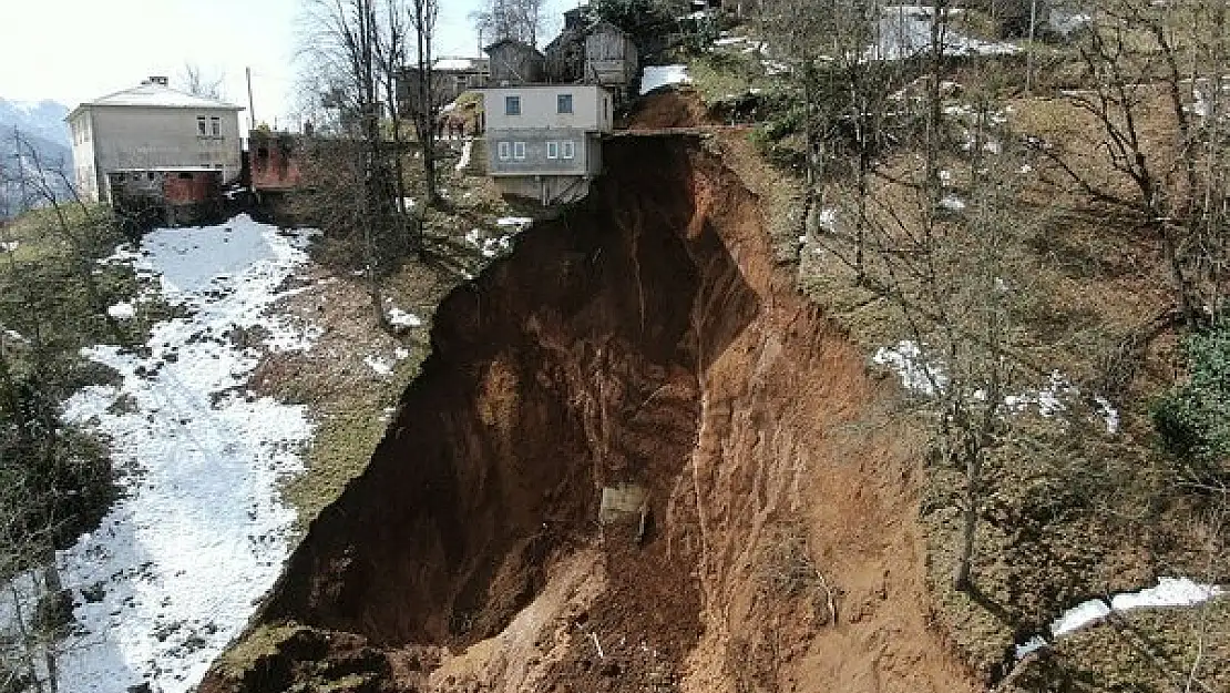 Trabzon’da heyelan paniği