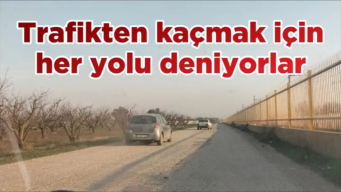 Trafikten kaçmak için her yolu deniyorlar