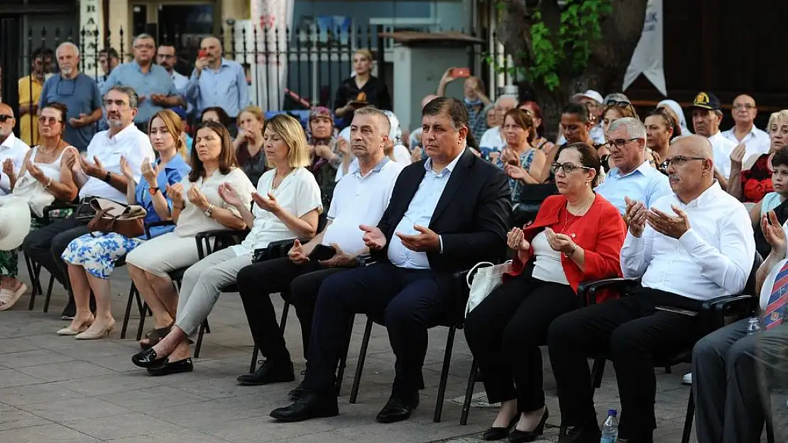 Tugay 'Yüreği bağımsızlık ve hürriyet için çarpan asil bir milletin çocuklarıyız'