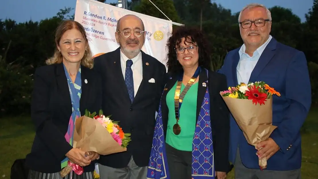 Urla  Rotary'de Başkan Berna Üzer