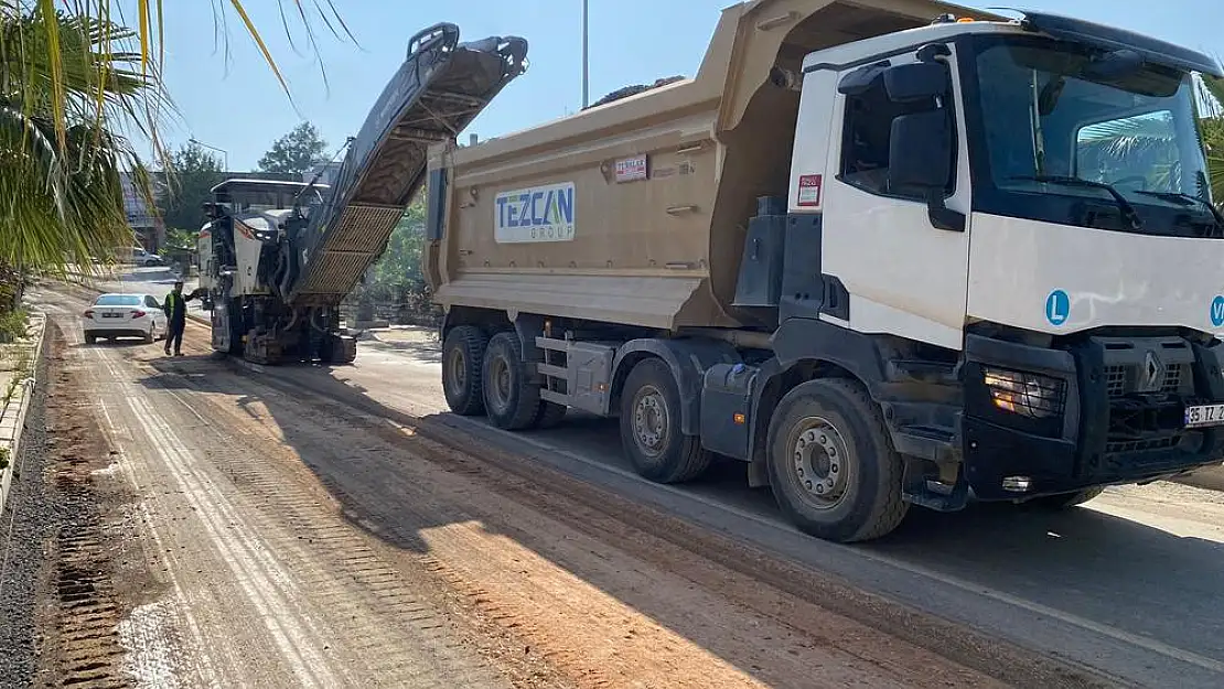 Urla ‘Erdoğan Ker Caddesi’nde çalışmalar başladı