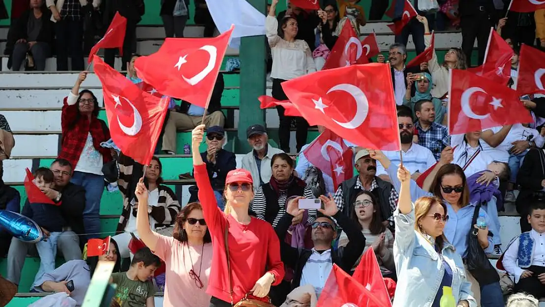 Urlalı çocuklar 23 Nisan'ı coşkuyla kutladı