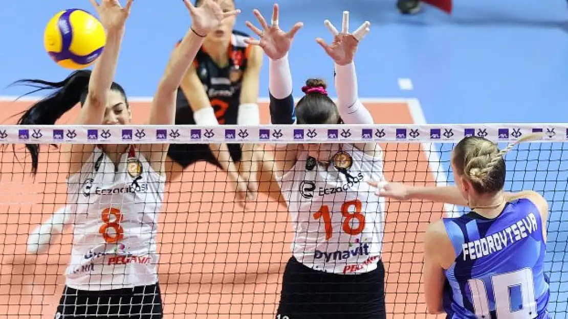 Voleybol Sultanlar Ligi’nde play-off final serisi heyecanı!