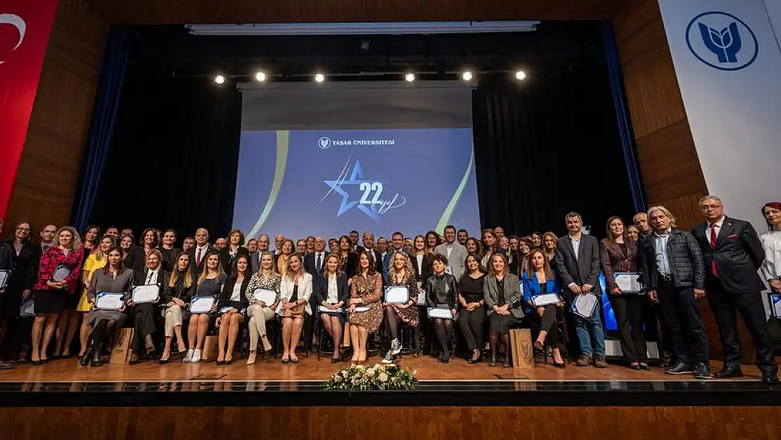 Yaşar Üniversitesi 22 yaşında