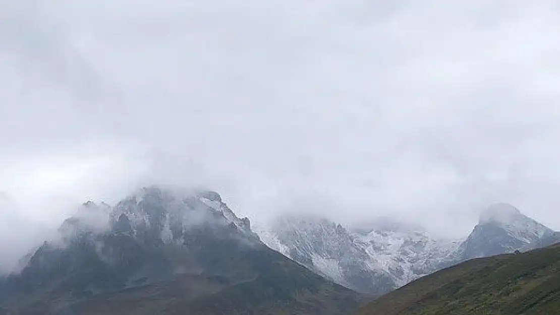 Yılın ilk karı Rize’ye düştü