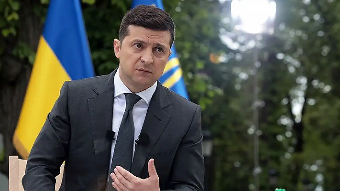 Zelenskiy’e “yakışıklı genç adam” diyen kadına ceza