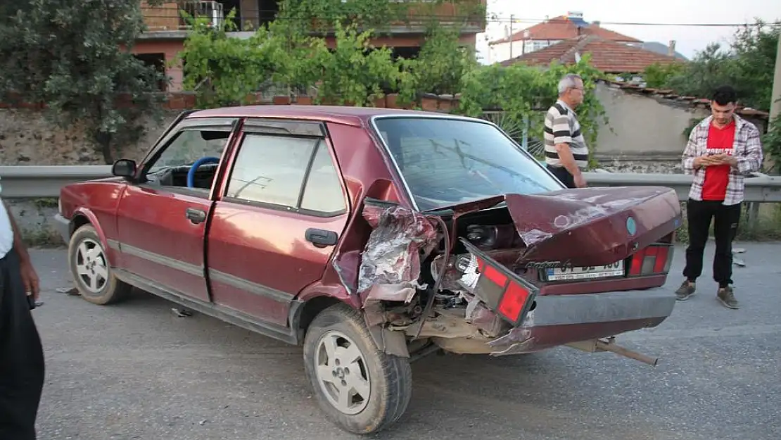 Zincirleme kaza 6 kişi yaralandı