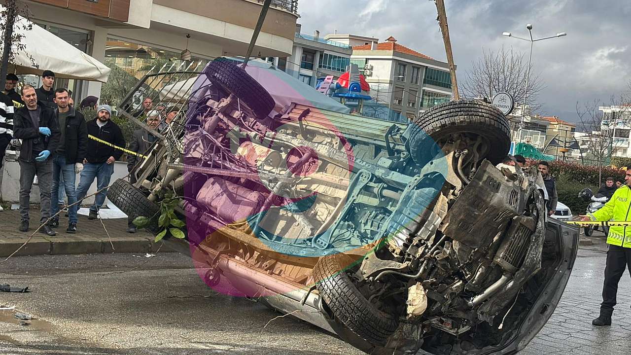 ÖDEMİŞ ZAFER MAHALLESİ'NDE DEHŞET ANLARI: PİKAP EVE GİRDİ, 1'İ AĞIR 6 YARALI