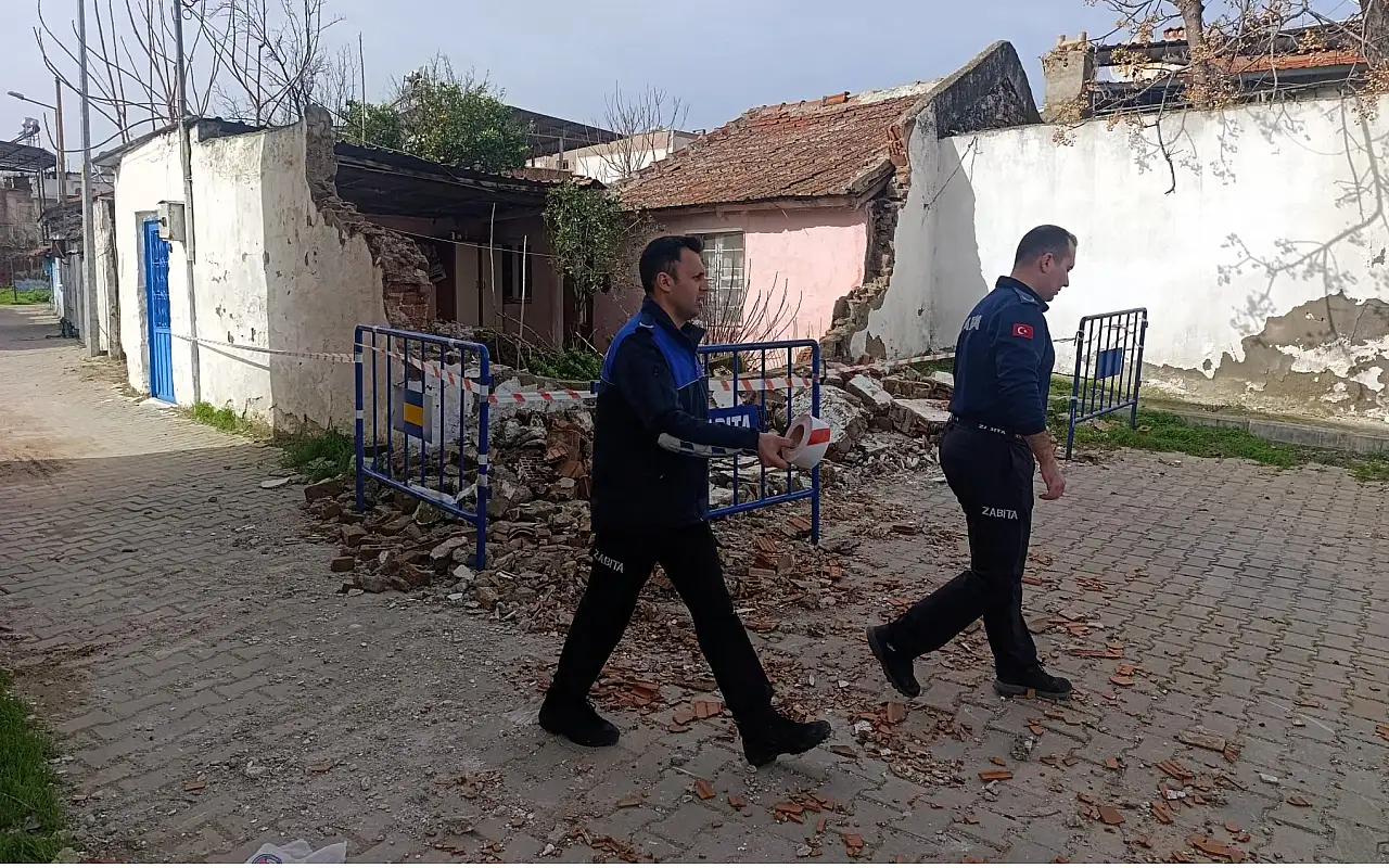 Ketenci Mahallesi'nde fırtına hasarı