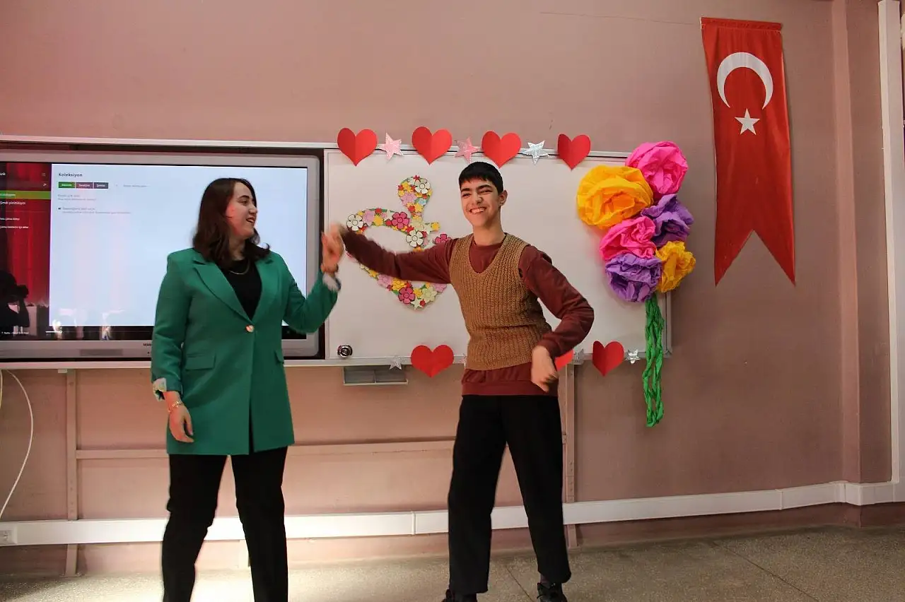 Ödemiş'te 3 Aralık Dünya Engelliler Günü Programı Coşkuyla Kutlandı