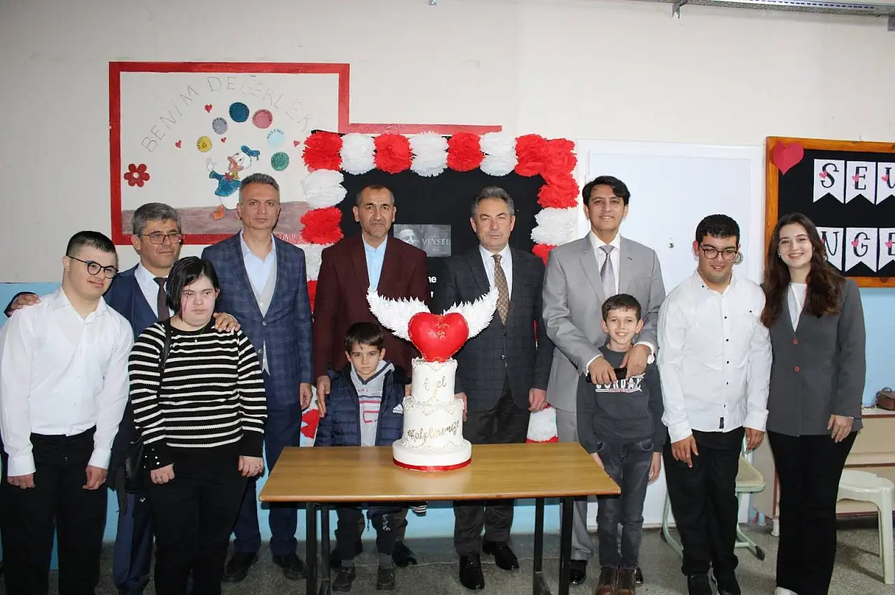 Ödemiş'te 3 Aralık Dünya Engelliler Günü Programı Coşkuyla Kutlandı