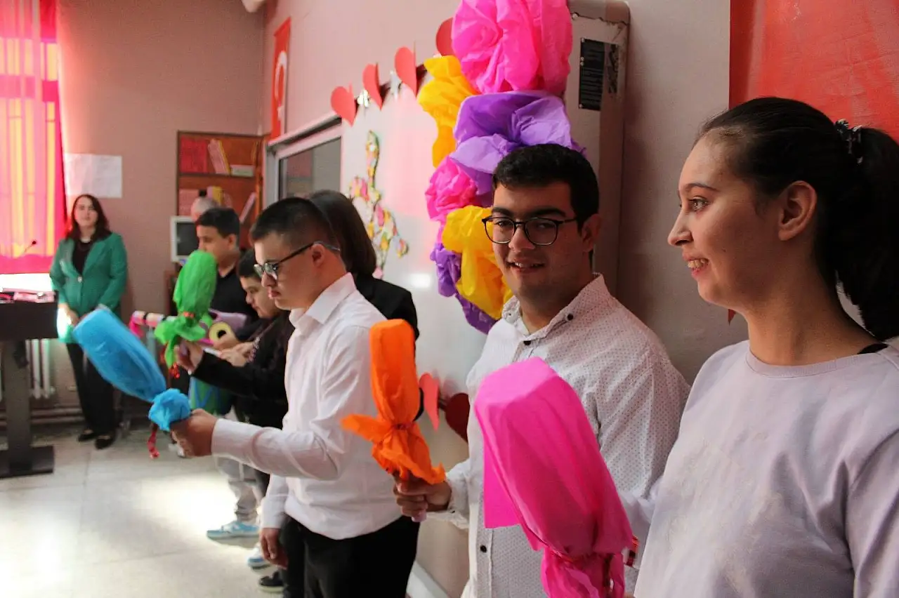 Ödemiş'te 3 Aralık Dünya Engelliler Günü Programı Coşkuyla Kutlandı