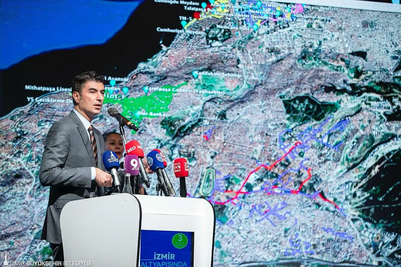 İzmir'de 3 milyarlık altyapı yatırımı başladı