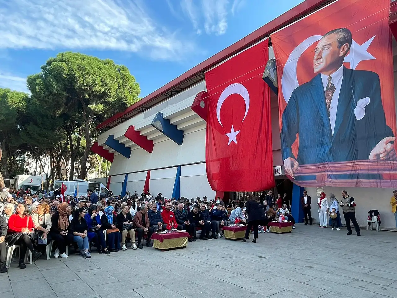 Aile Yılı Coşkusu Ödemiş'te Yaşandı