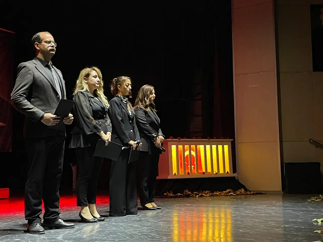 Ödemiş'te 10 Kasım'da Atatürk Saygı ve Minnetle Anıldı