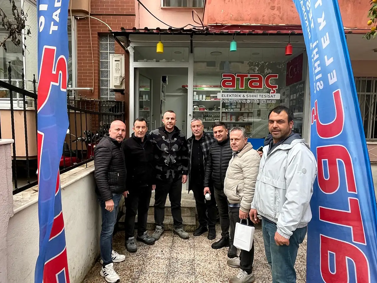 HAKAN GÜÇLÜ SAHAYI BIRAKMIYOR