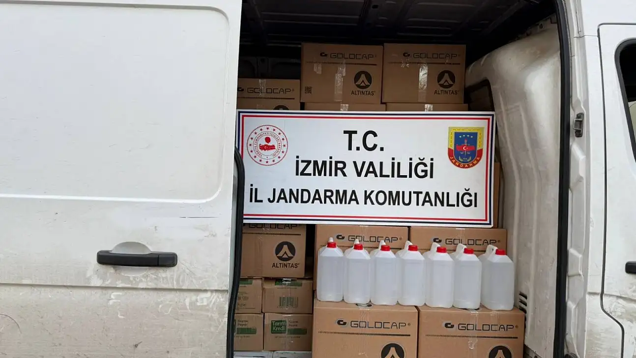 İzmir'de 1.030 Litre Kaçak Etil Alkol Ele Geçirildi