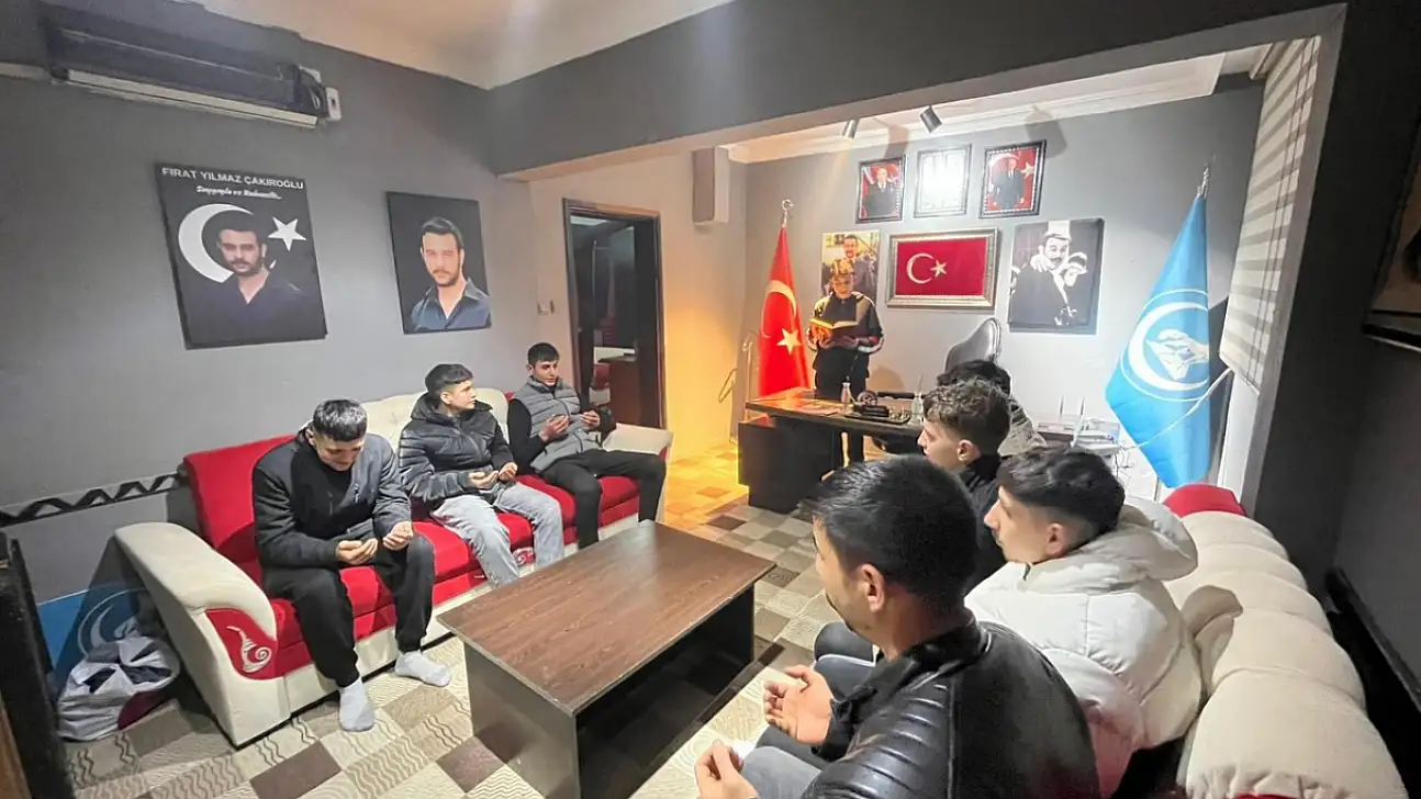 Kiraz'da deprem şehitleri anıldı