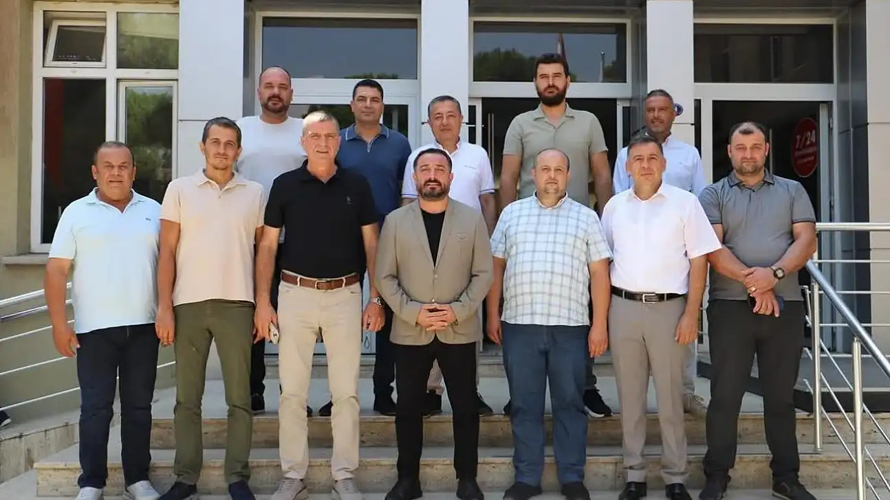 Ödemiş'te Ortak Masa: Çöp Krizi ve Stat Meselesi Cumhur İttifakı'nın Gündeminde