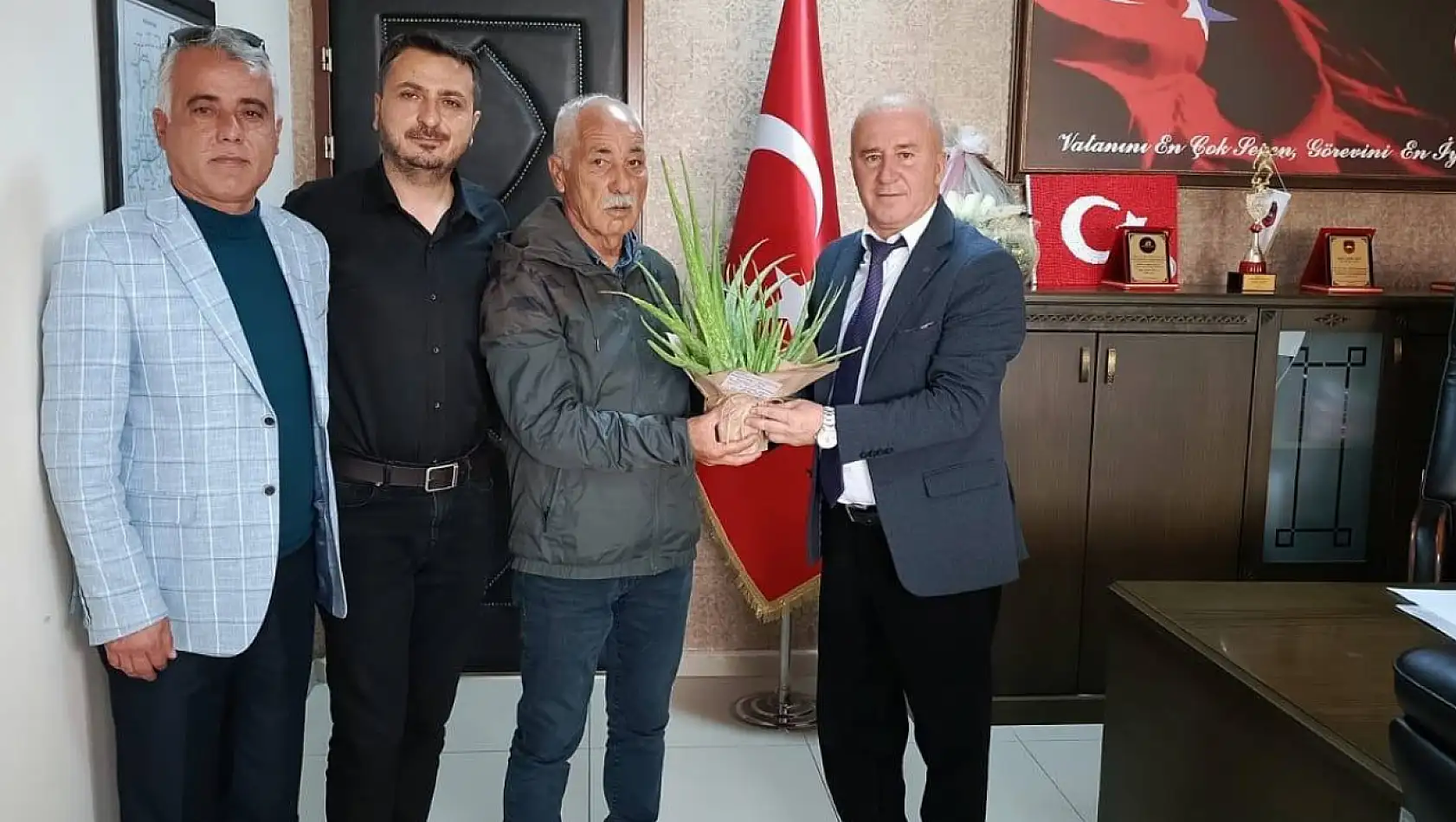 Bayındır İlçe Milli Eğitim Müdürlüğü'nden Emekli Öğretmene Veda