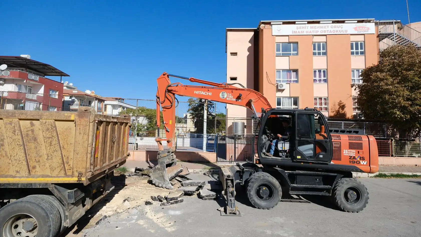 Tire Belediyesi'nden Ergenekon Sokak'ta Yağmur Suyu ve Sel Önleme Çalışmaları