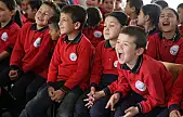 Tire Belediyesi'nden Köy Okullarına Tiyatro Desteği