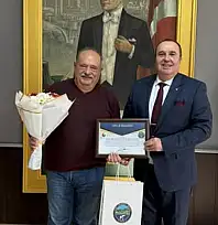 45 YILLIK TAHTAKALE ESNAFINA ONUR PLAKETİ