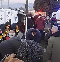 AYDIN'DA SERVİS MİNİBÜSÜ DEVRİLDİ: 16 YARALI