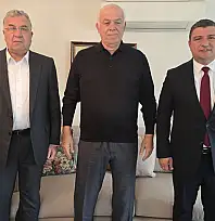 Başkan Okuroğlu'ndan Öğretmenler Günü'nde Anlamlı Ziyaret