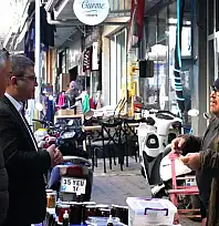 BAŞKAN OKUROĞLU SALI PAZARI'NDA ESNAF VE VATANDAŞLA BULUŞTU