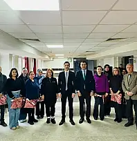 BEYDAĞ'DA PİDE YAPIMI KURSUNU TAMAMLAYAN KURSİYERLER SERTİFİKALARINI ALDI