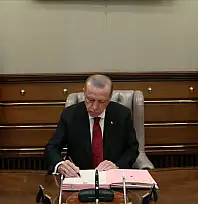 ERDOĞAN'IN İMZASIYLA İZMİR'DE İKİ KRİTİK GÖREV DEĞİŞTİ