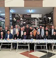 İESOB ve Işıkkent Ayakkabıcılar Sitesi, MHP İzmir İl Yönetimini Ağırladı: Esnafın Sorunları Masaya Yatırıldı