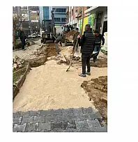 İSTİKLAL MAHALLESİ'NDE TAŞ TAMİRATI TAMAMLANDI