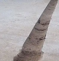 Kazı Çalışması Sonrası Bırakılan Çukur Tepki Çekti