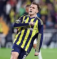 KEREM AKTÜRKOĞLU DERBİ SONRASI YALNIZ KALDI