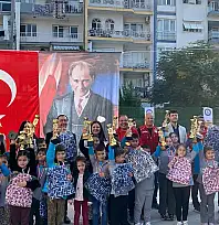 Kurtuluş İlkokulu'na Rekor Kan Bağışı Ödülü