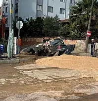 ÖDEMİŞ CUMHURİYET MAHALLESİ'NDE YOL ÇALIŞMASINDA KEPÇE DEVRİLDİ