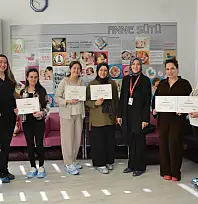 ÖDEMİŞ DEVLET HASTANESİ'NDE GEBE OKULU MEZUNİYET HEYECANI