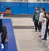 Ödemiş Gençlik Merkezi'nde Cimnastik Eğitimiyle Esneklik ve Eğlence Bir Arada