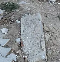 ÖDEMİŞ HÜRRİYET MAHALLESİ BEŞGÖZ CADDESİ KALDIRIMLAR YÜRÜNEMEZ HALDE