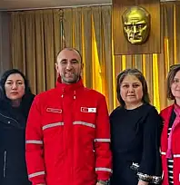 ÖDEMİŞ KIZILAY BAŞKANI EKMEKÇİ'DEN YENİ YIL MESAJI: 'İYİLİĞİN GÜCÜ BİRLİĞİMİZDİR'