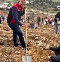 Ödemiş'te Milli Ağaçlandırma Günü'nde Fidanlar Toprakla Buluştu