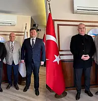 ÖDEMİŞ'TEN ESNAF VE TİCARET ADIMI: ÖNEMLİ ZİYARET GERÇEKLEŞTİ