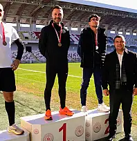 Tire'de Atatürk Kır Koşusu Gerçekleştirildi