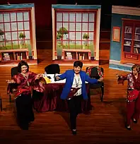 Tire'de Kadın Dayanışmasını Anlatan Tiyatro Oyunu Sanatseverlerle Buluştu