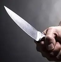 TİRE'DE KORKUNÇ ŞİDDET: KOCASI EŞİNİ SIRTINDAN YARALADI