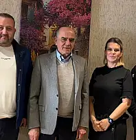 TV9 VE KÜÇÜK MENDERES GAZETESİ'NDEN, ÖDEMİŞ SARRAFLAR SAATÇİLER KUYUMCULAR VE BİJUTERİCİLER ODASI BAŞKANI ŞERİF NAZ'A ZİYARET