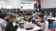 Truva Akademi'nin Minik Satranç Ustalarından Büyük Başarı